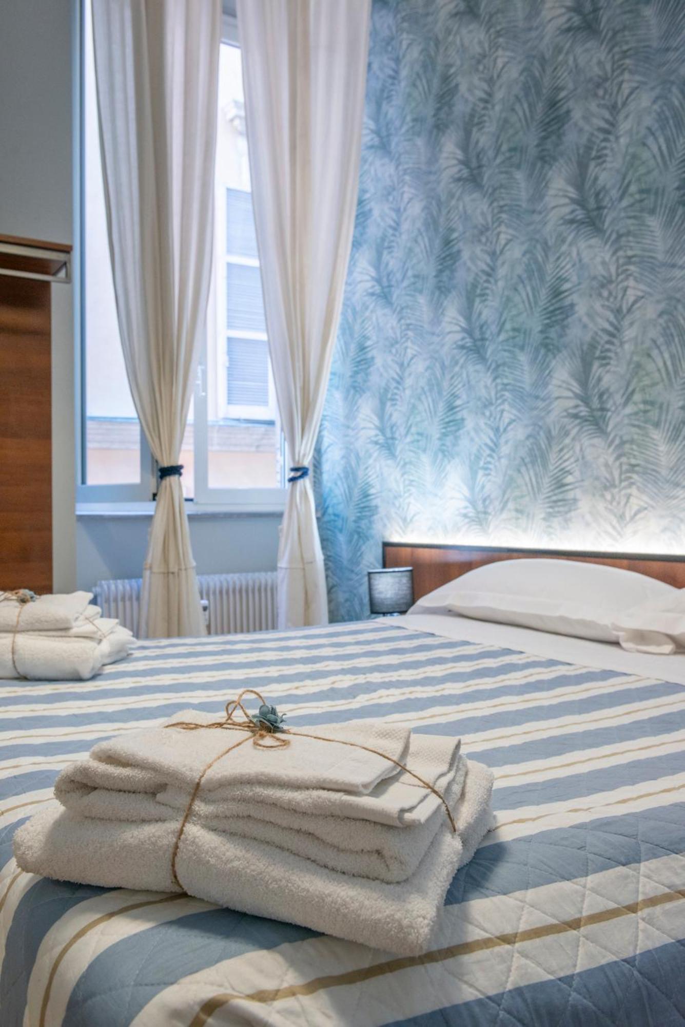 Navona Charming Balcony Apartment Rome Luaran gambar